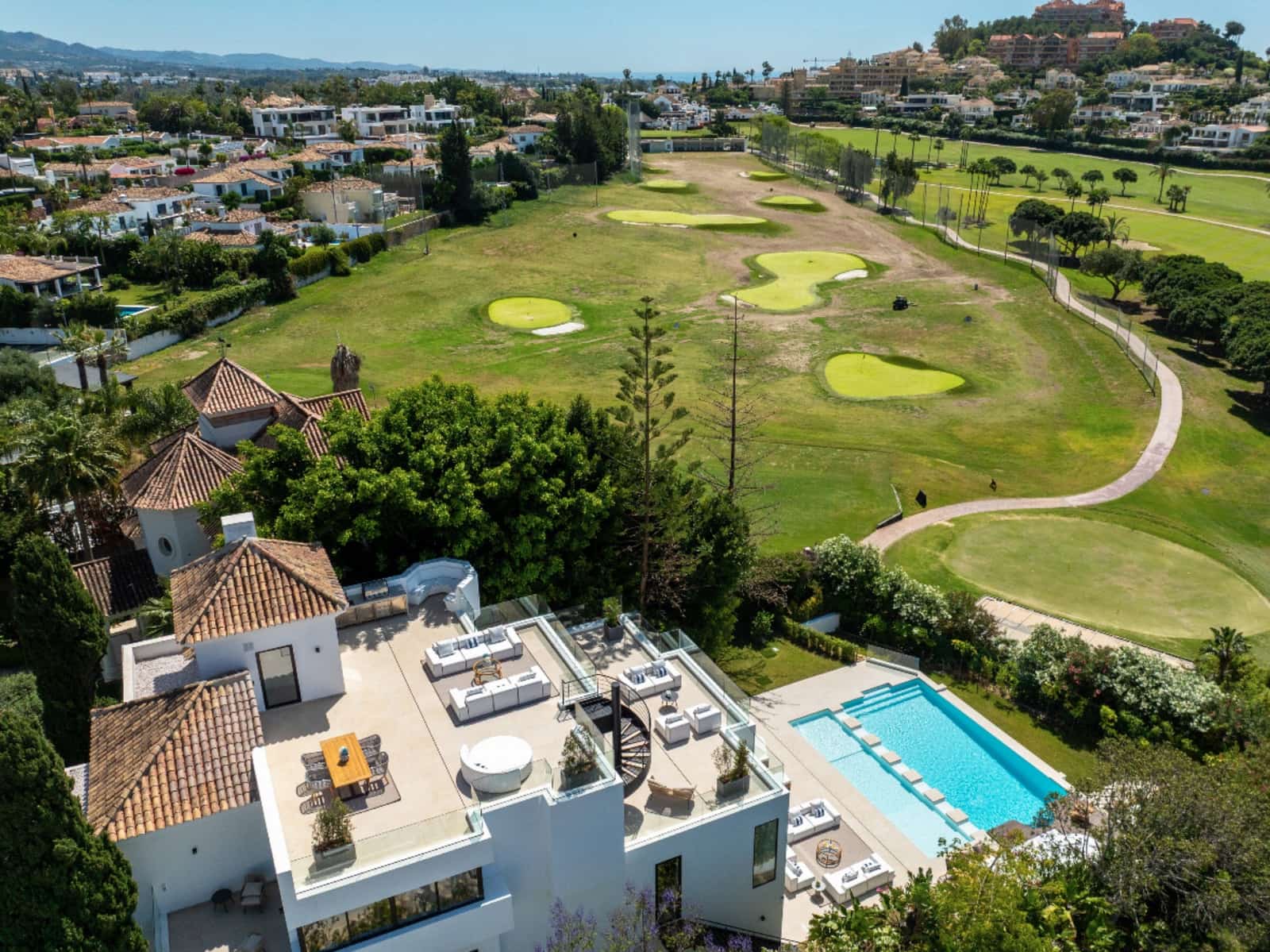 6 bedroom Villa for sale in Marbella with pool garage - € 7,350,000 (Ref: 9245824)