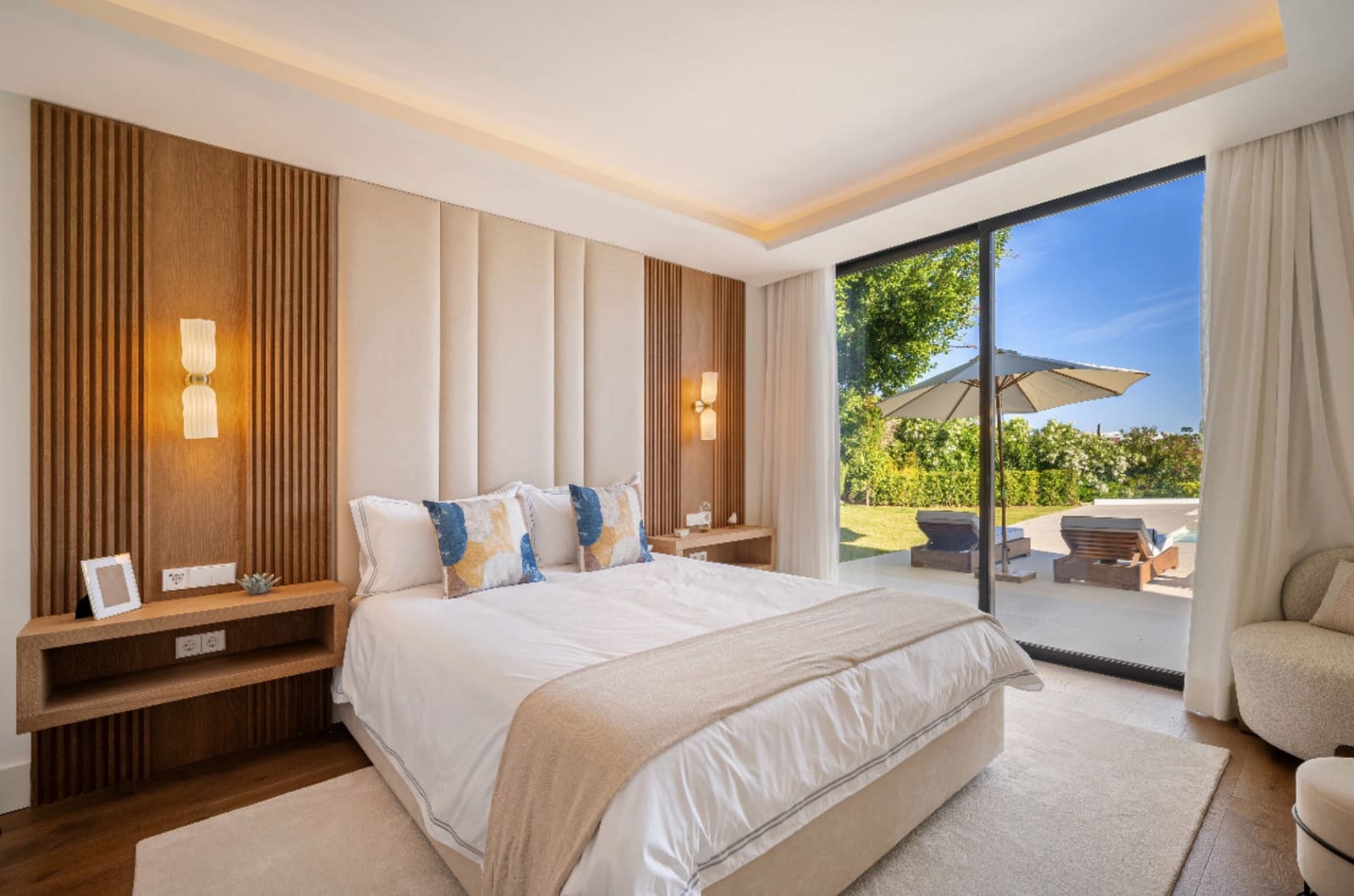 6 slaapkamer Villa te koop in Marbella met zwembad garage - € 7.350.000 (Ref: 9245824)