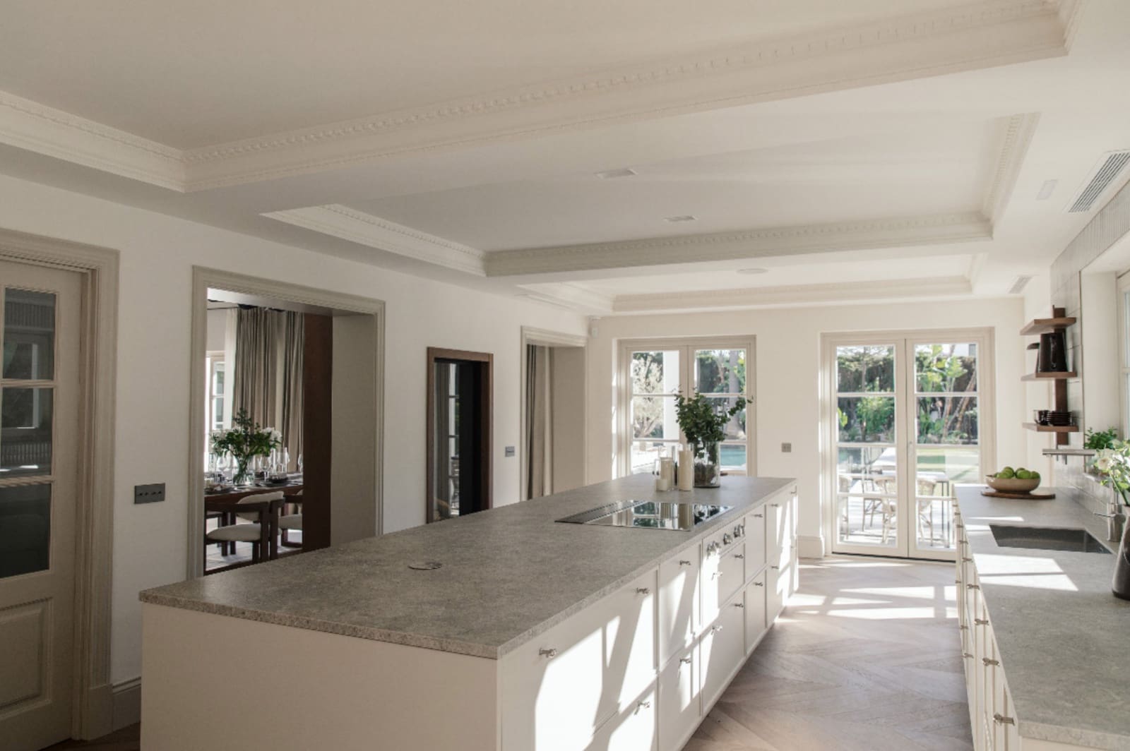 Chalet de 6 habitaciones en Marbella en venta con piscina garaje - 12.500.000 € (Ref: 9245825)