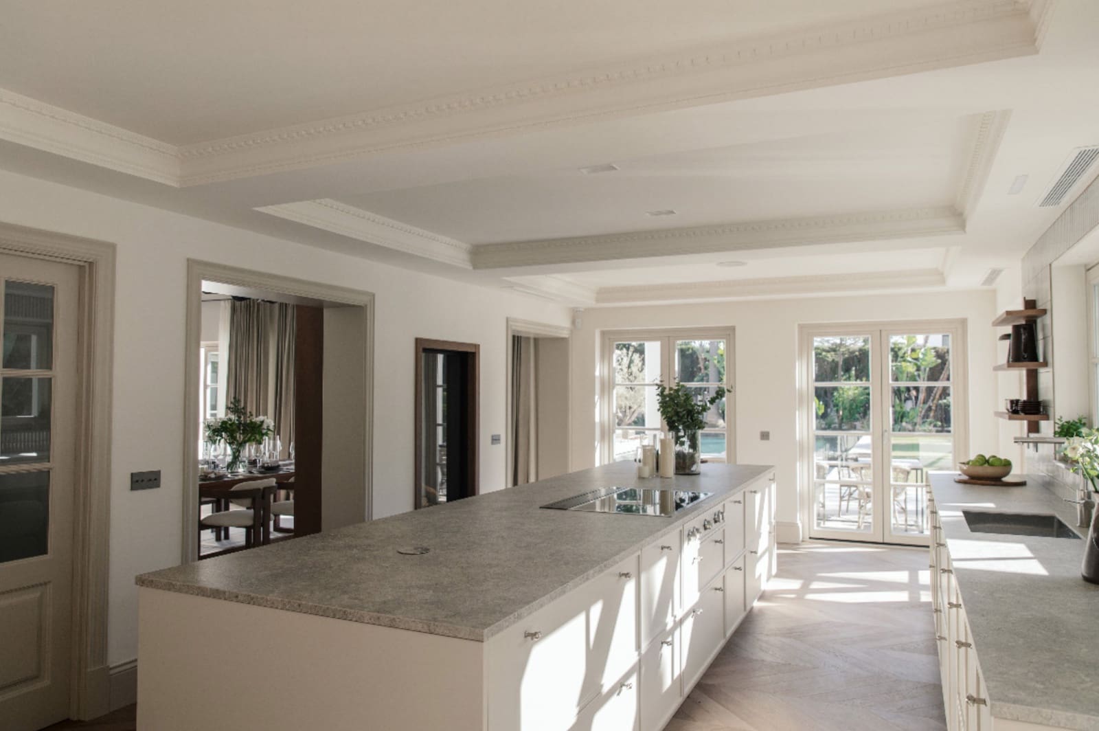 6 Zimmer Villa zu verkaufen in Marbella mit Pool Garage - 12.500.000 € (Ref: 9245825)