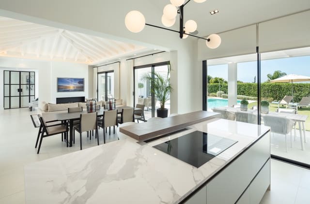 4 soveværelse Villa til salg i Marbella med swimmingpool garage - € 3.400.000 (Ref: 9245828)
