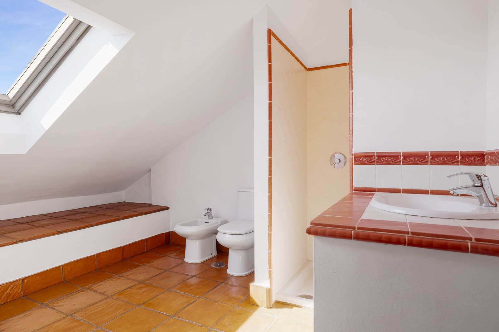 4 soveværelse Semi-Rækkehus til salg i San Pedro de Alcantara med swimmingpool garage - € 949.000 (Ref: 9245829)