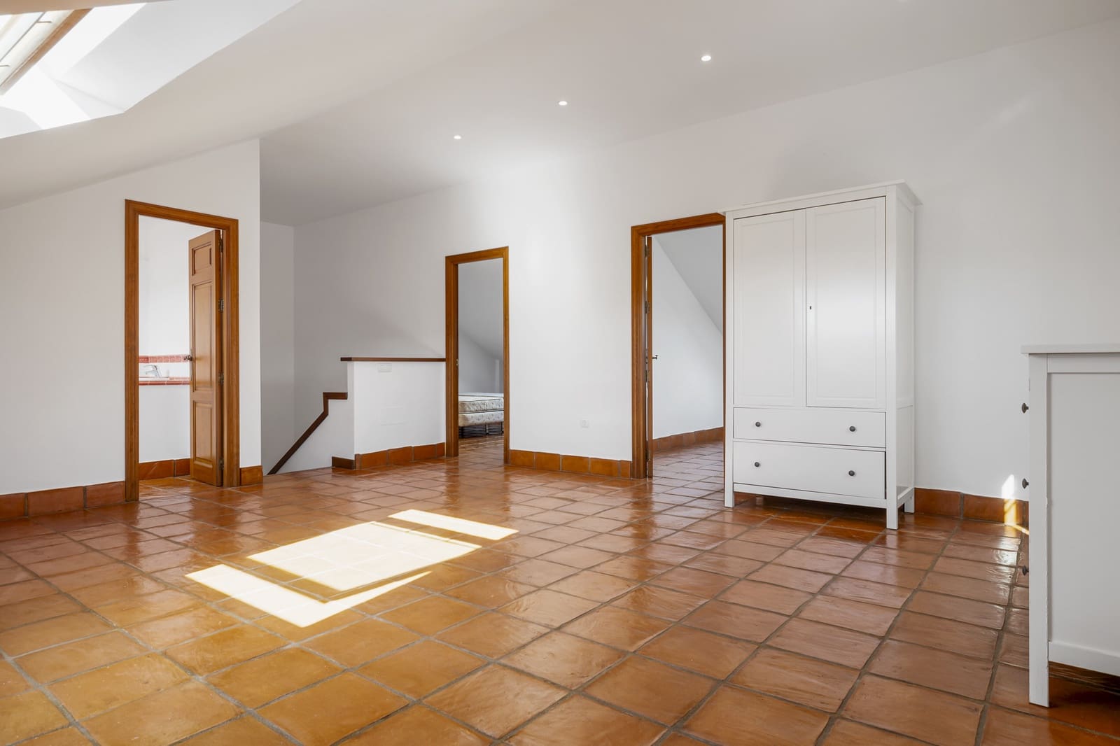 4 soveværelse Semi-Rækkehus til salg i San Pedro de Alcantara med swimmingpool garage - € 949.000 (Ref: 9245829)