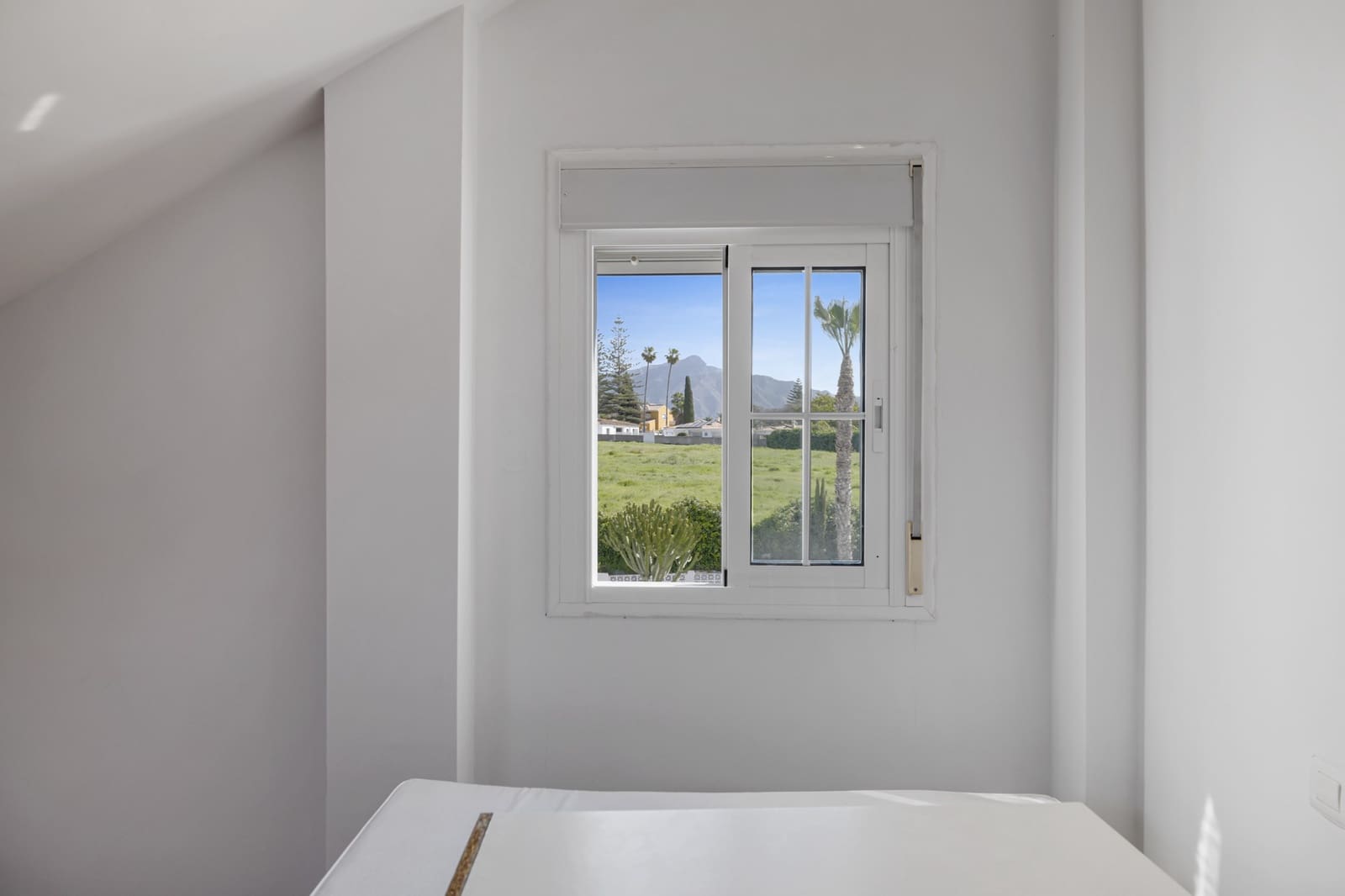 4 chambre Villa/Maison Semi-Mitoyenne à vendre à San Pedro de Alcantara avec piscine garage - 949 000 € (Ref: 9245829)
