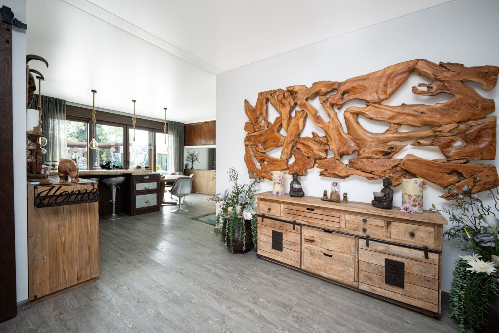 5 bedroom Villa for sale in Benahavis with pool garage - € 3,950,000 (Ref: 9245832)