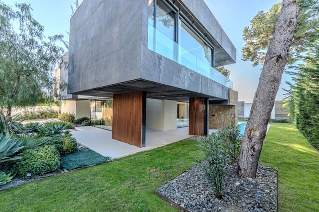 5 soverom Villa til salgs i Marbella med svømmebasseng garasje - € 3 850 000 (Ref: 9245834)