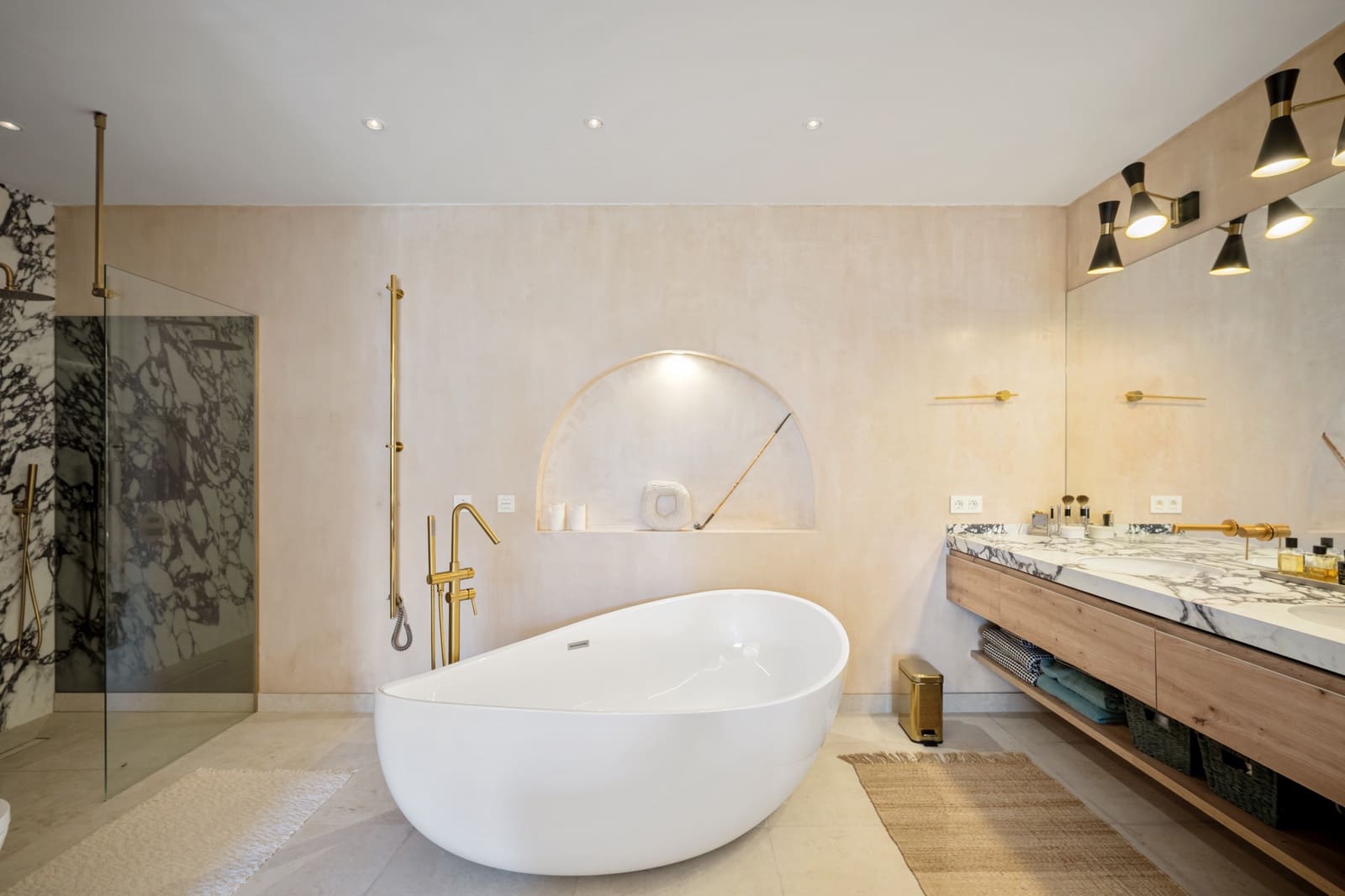 4 makuuhuone Omakotitalo myytävänä paikassa Marbella mukana uima-altaan 
autotalli - 1 745 000 € (Ref: 9245835)