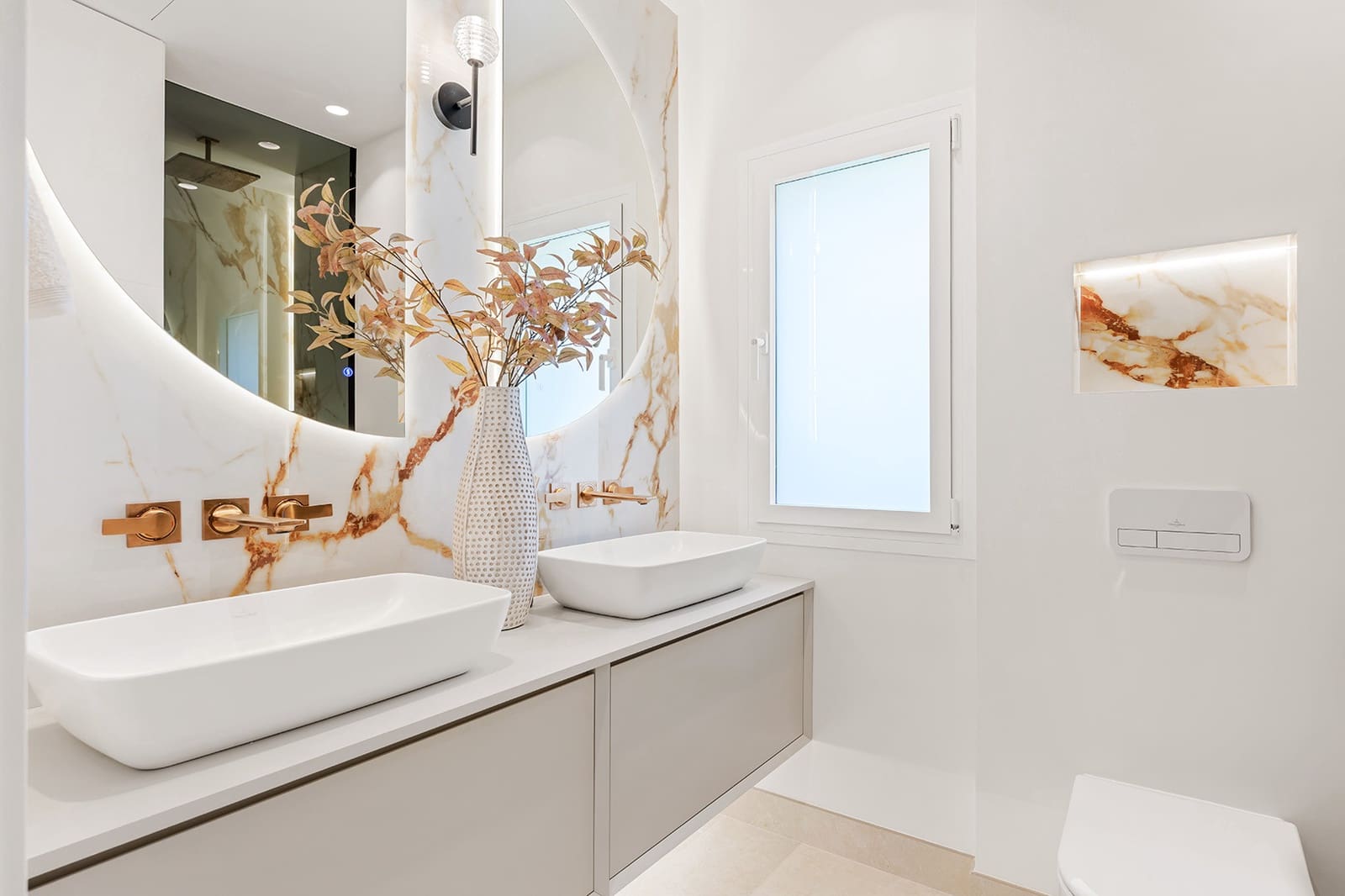 3 bedroom Apartment for sale in Marbella with pool garage - € 2,995,000 (Ref: 9245836)