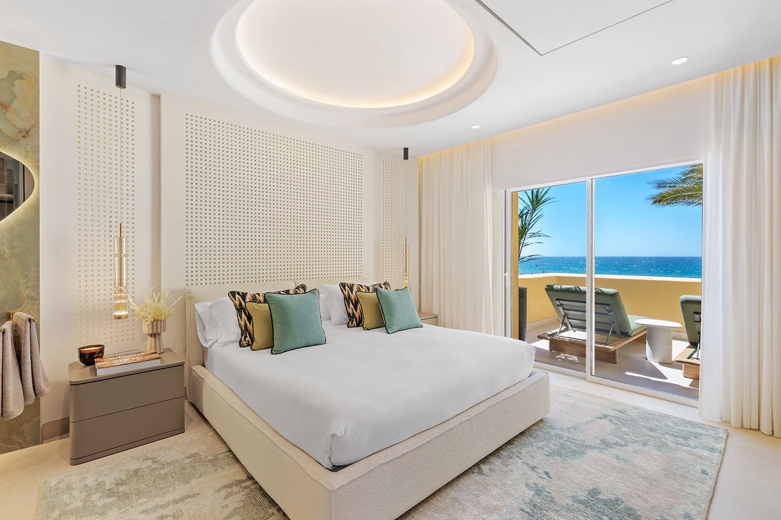 3 bedroom Apartment for sale in Marbella with pool garage - € 2,995,000 (Ref: 9245836)