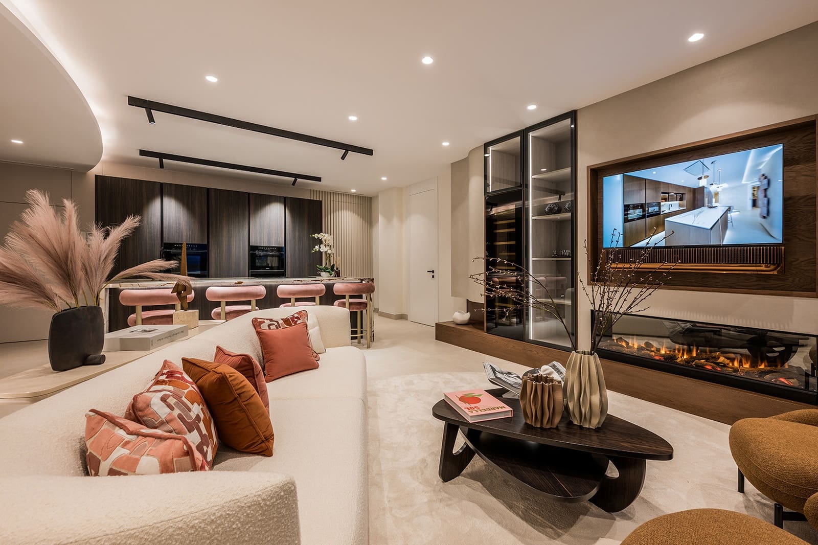 3 bedroom Apartment for sale in Marbella with pool garage - € 2,995,000 (Ref: 9245836)