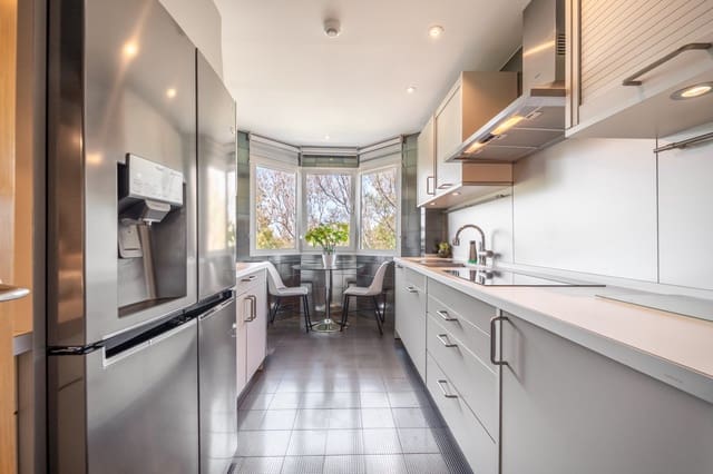 3 Zimmer Apartment zu verkaufen in Marbella mit Pool Garage - 2.500.000 € (Ref: 9245837)