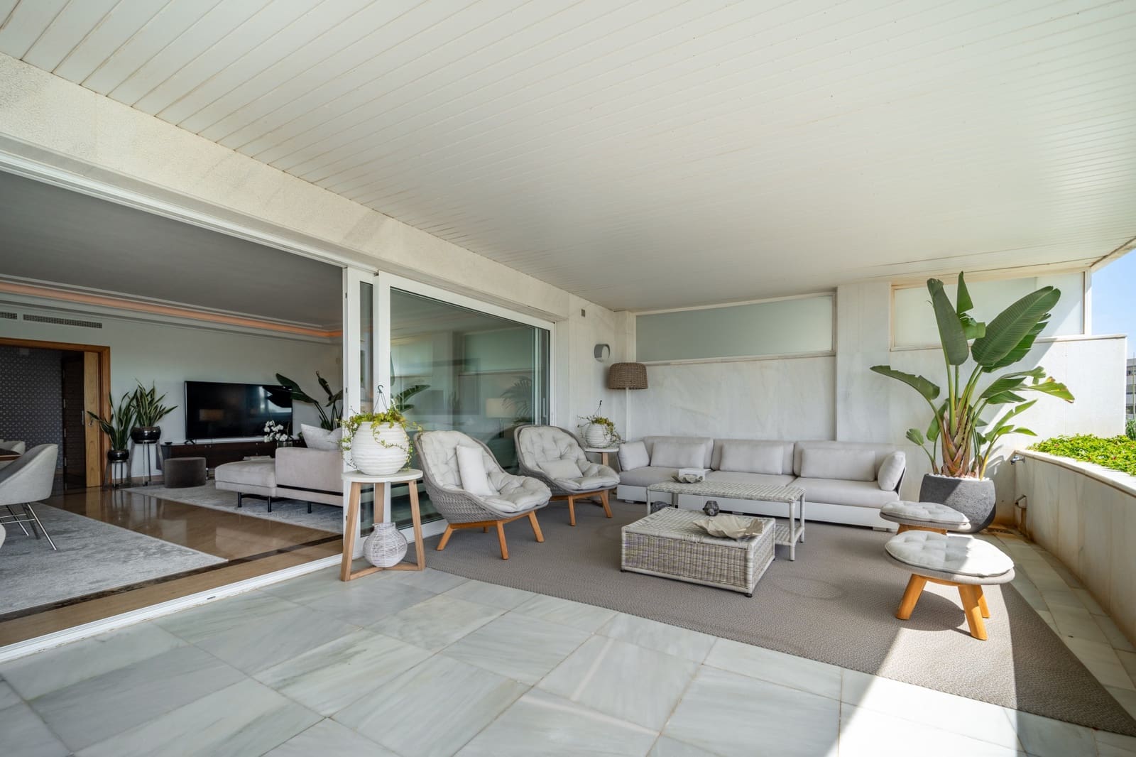 3 Zimmer Apartment zu verkaufen in Marbella mit Pool Garage - 2.500.000 € (Ref: 9245837)