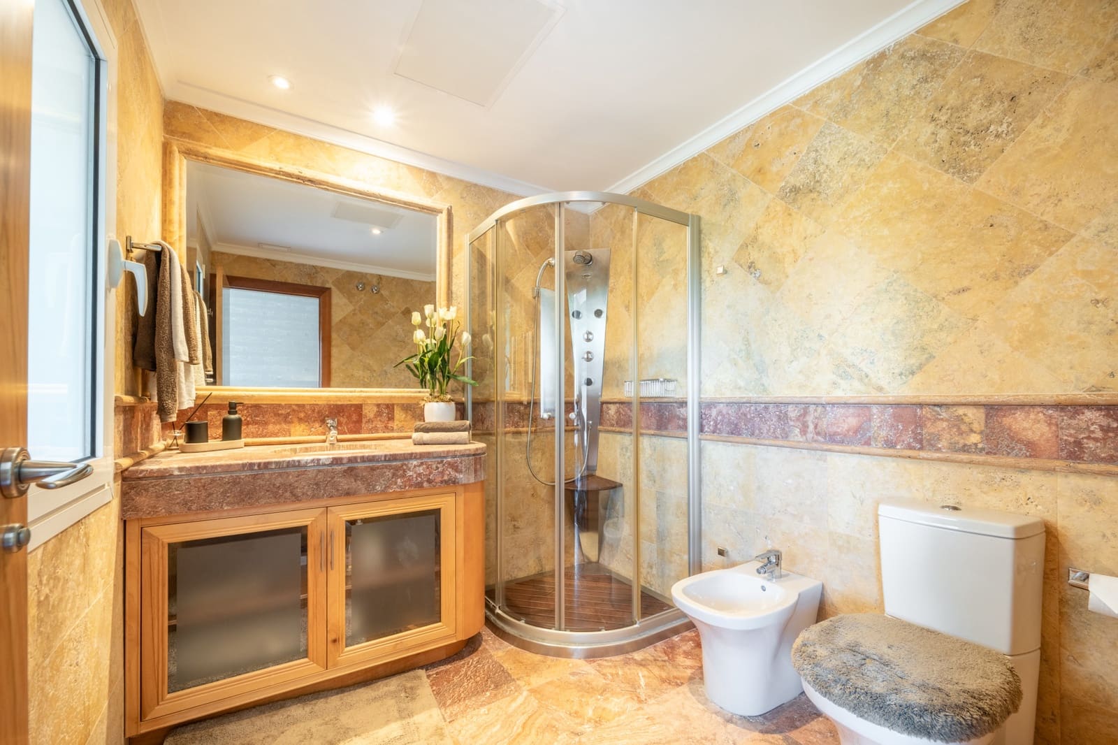 3 Zimmer Apartment zu verkaufen in Marbella mit Pool Garage - 2.500.000 € (Ref: 9245837)