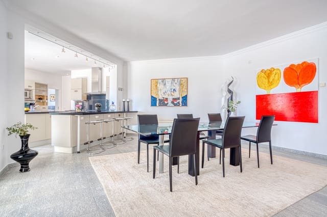 Chalet de 4 habitaciones en Marbella en venta con piscina garaje - 3.600.000 € (Ref: 9245840)