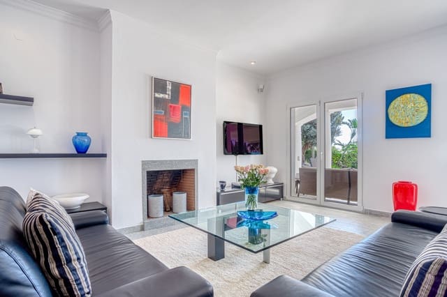 Chalet de 4 habitaciones en Marbella en venta con piscina garaje - 3.600.000 € (Ref: 9245840)