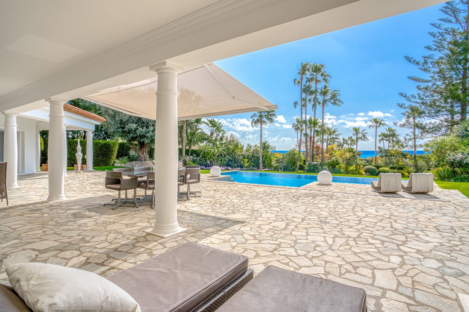 Chalet de 4 habitaciones en Marbella en venta con piscina garaje - 3.600.000 € (Ref: 9245840)