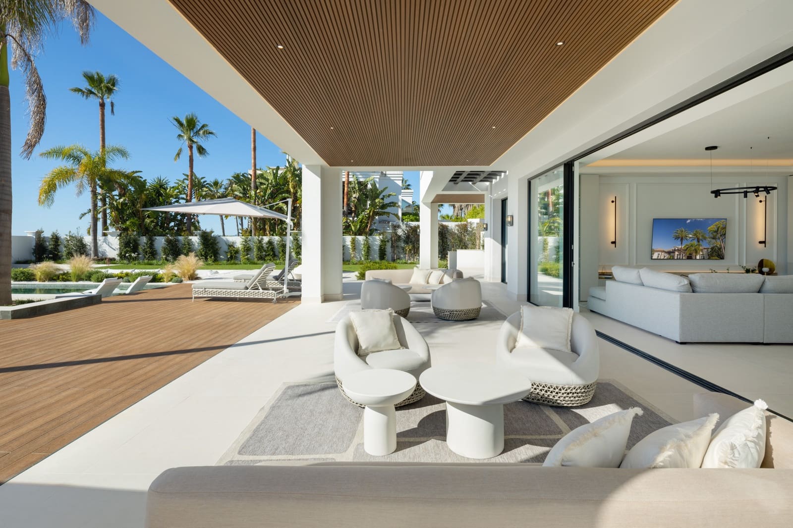 7 chambre Villa/Maison à vendre à Monte Halcones avec piscine garage - 9 600 000 € (Ref: 9245842)