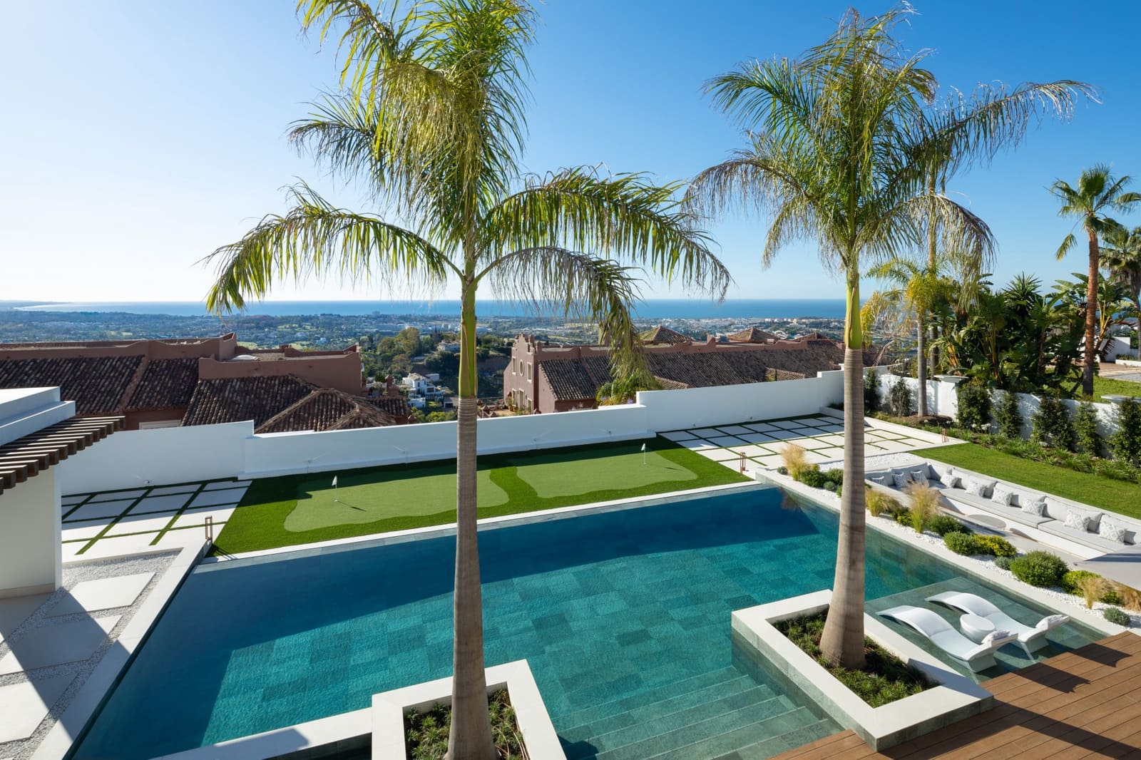 7 chambre Villa/Maison à vendre à Monte Halcones avec piscine garage - 9 600 000 € (Ref: 9245842)