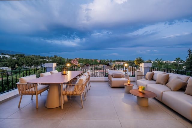 5 soverom Penthouse til salgs i Marbella med svømmebasseng garasje - € 1 995 000 (Ref: 9245844)