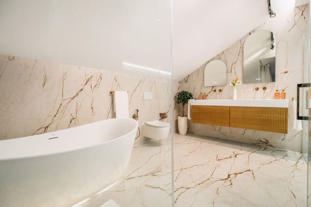 5 soverom Penthouse til salgs i Marbella med svømmebasseng garasje - € 1 995 000 (Ref: 9245844)