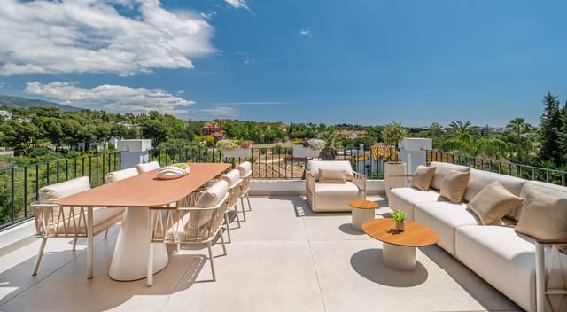5 soverom Penthouse til salgs i Marbella med svømmebasseng garasje - € 1 995 000 (Ref: 9245844)