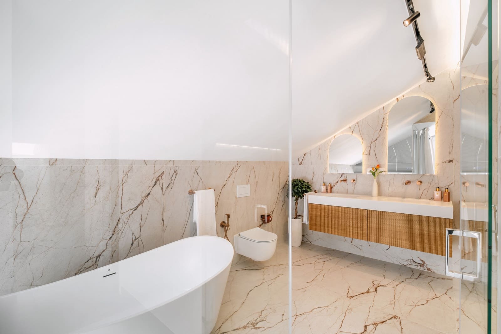 5 slaapkamer Penthouse te koop in Marbella met zwembad garage - € 1.995.000 (Ref: 9245844)