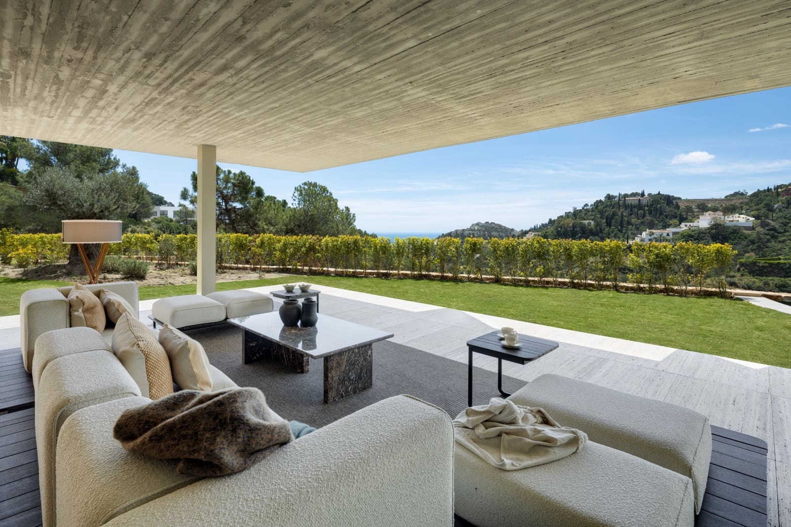 7 soverom Villa til salgs i El Madronal med svømmebasseng garasje - € 10 800 000 (Ref: 9245845)