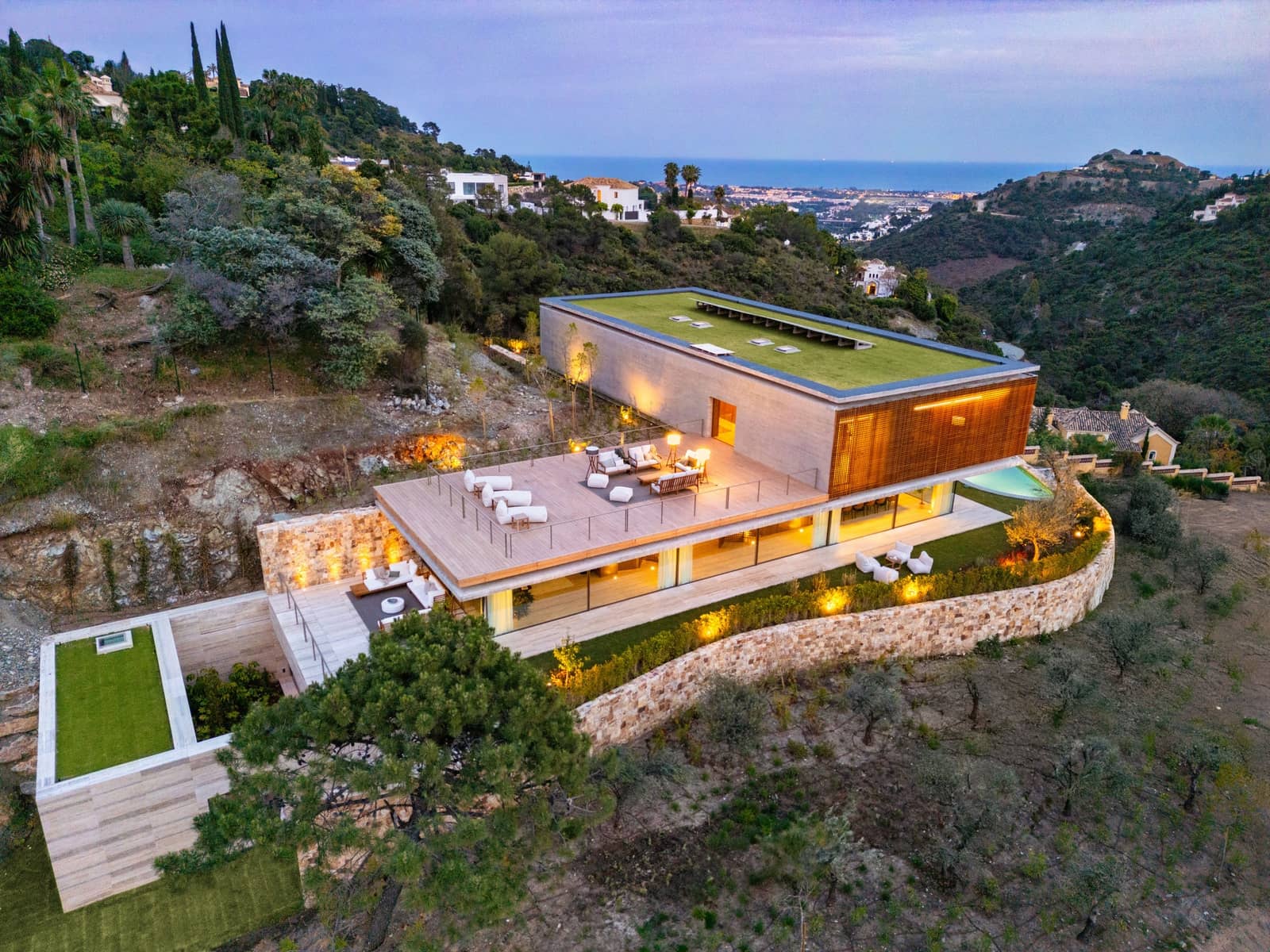 7 soveværelse Villa til salg i El Madronal med swimmingpool garage - € 10.800.000 (Ref: 9245845)