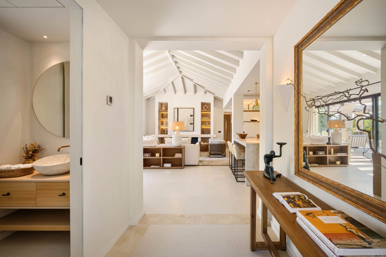 4 bedroom Villa for sale in Nueva Andalucia with pool garage - € 4,350,000 (Ref: 9245846)