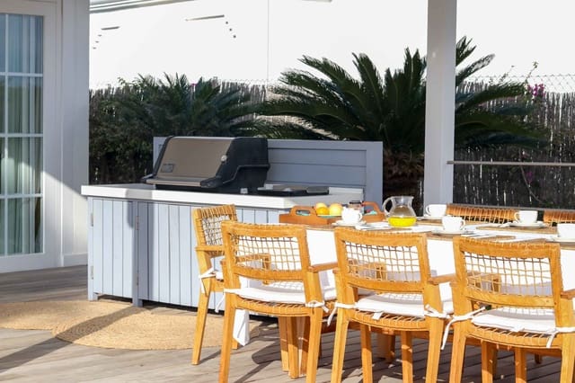 4 slaapkamer Villa te koop in Benahavís met zwembad garage - € 1.975.000 (Ref: 9245847)