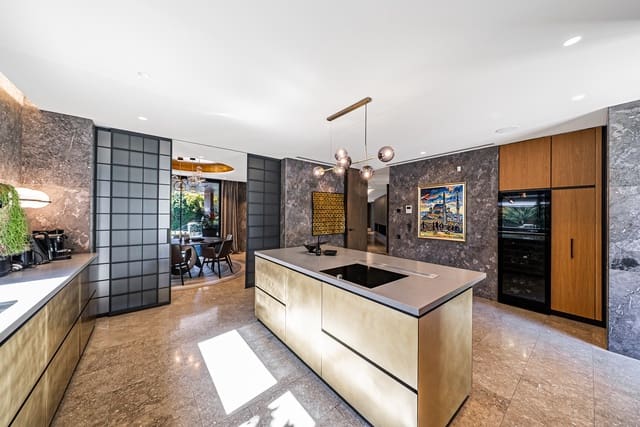 10 sypialnia Willa na sprzedaż w Guadalmina Baja, Marbella z basenem garażem - 12 900 000 € (Ref: 9245850)