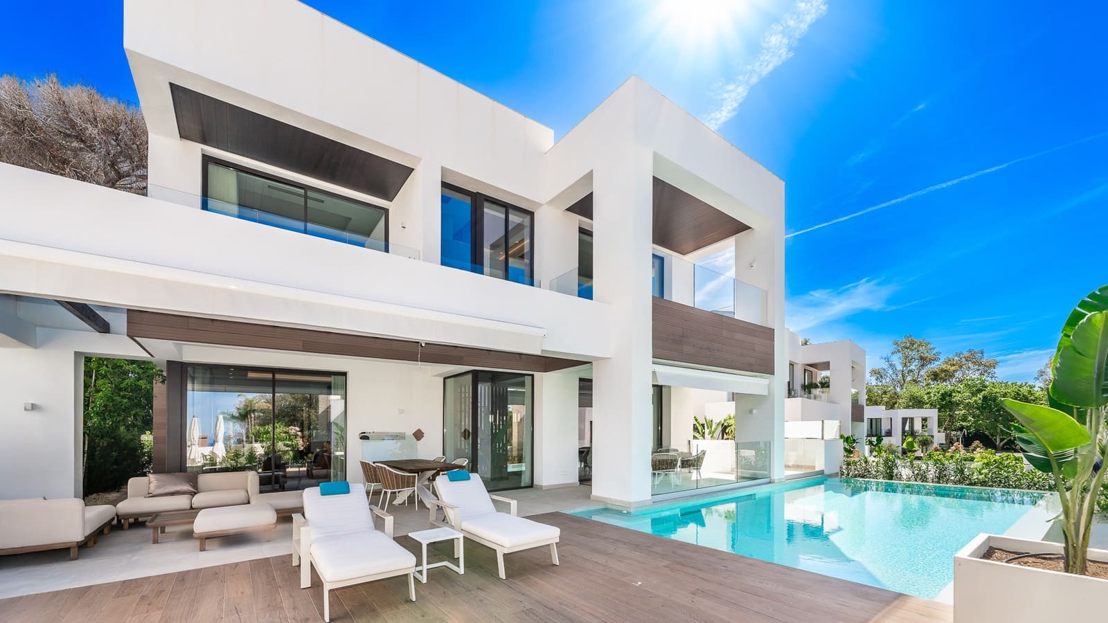 Chalet de 5 habitaciones en Marbella en venta con piscina garaje - 4.250.000 € (Ref: 9245857)