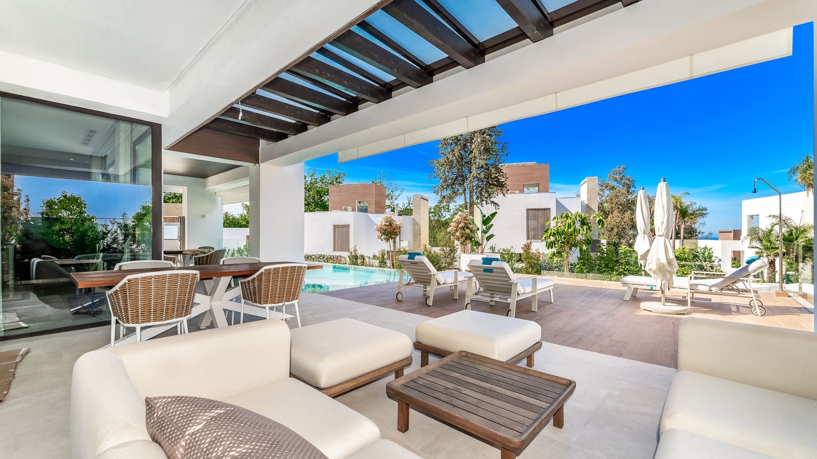 Chalet de 5 habitaciones en Marbella en venta con piscina garaje - 4.250.000 € (Ref: 9245857)