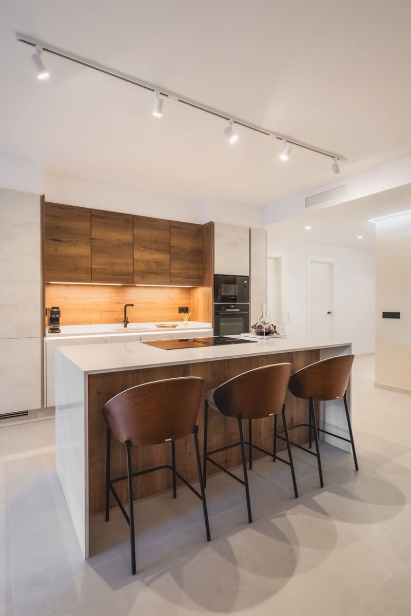 4 chambre Appartement à vendre à Marbella avec piscine garage - 1 295 000 € (Ref: 9245858)