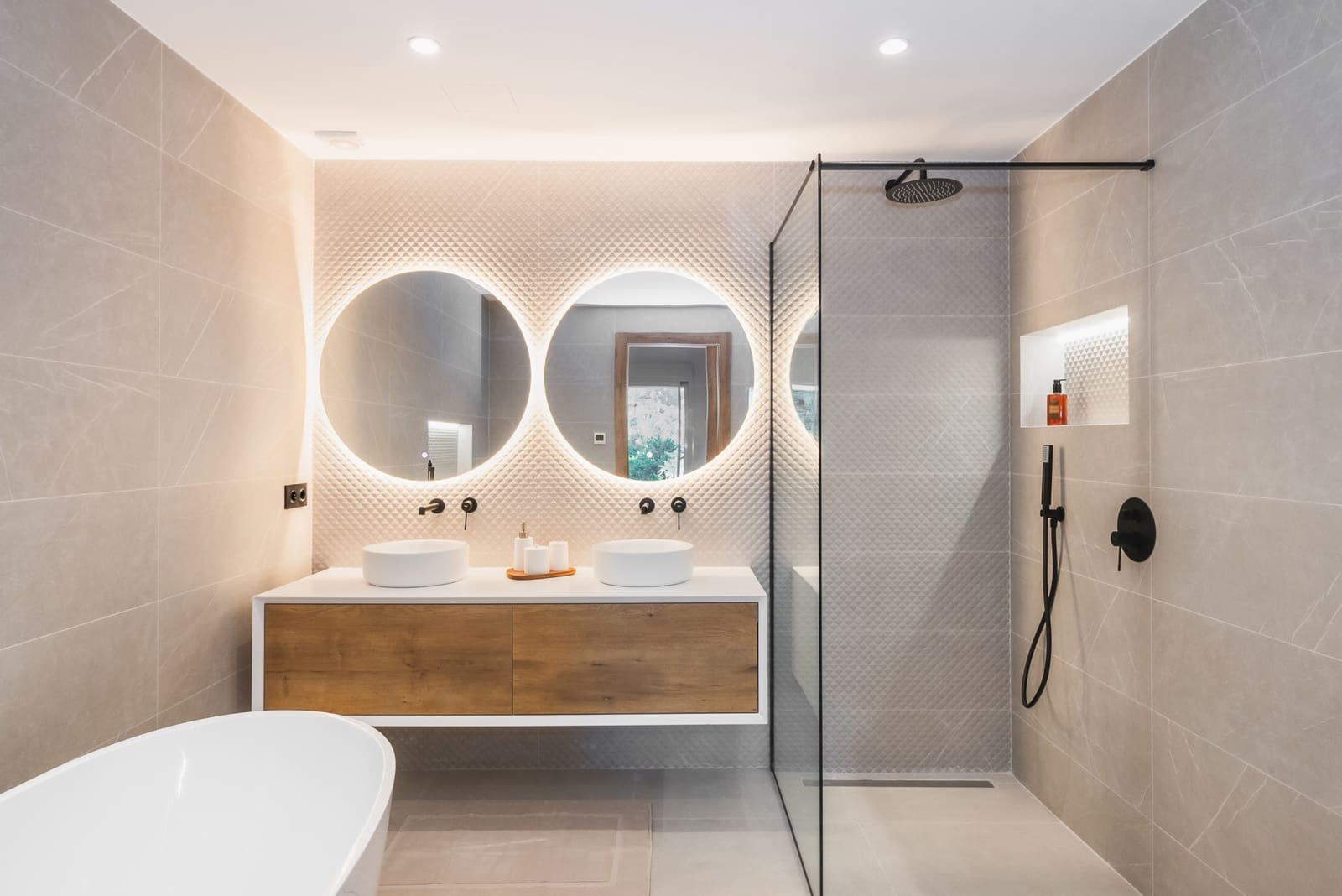 4 chambre Appartement à vendre à Marbella avec piscine garage - 1 295 000 € (Ref: 9245858)