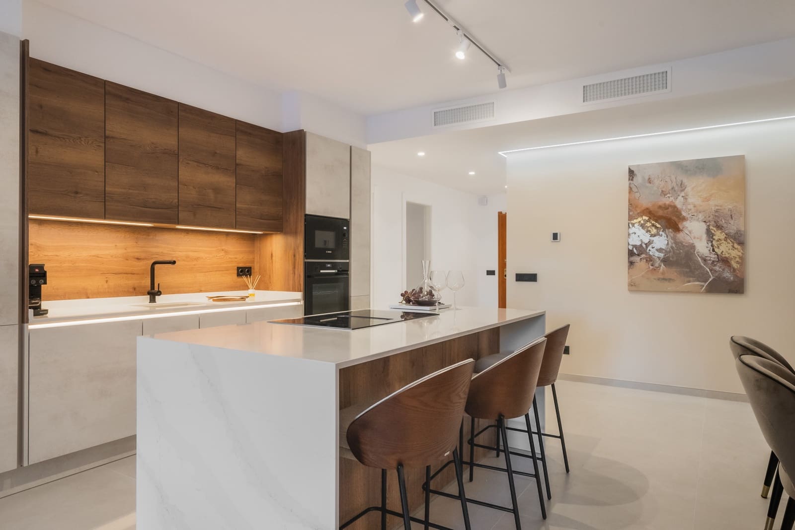 4 chambre Appartement à vendre à Marbella avec piscine garage - 1 295 000 € (Ref: 9245858)