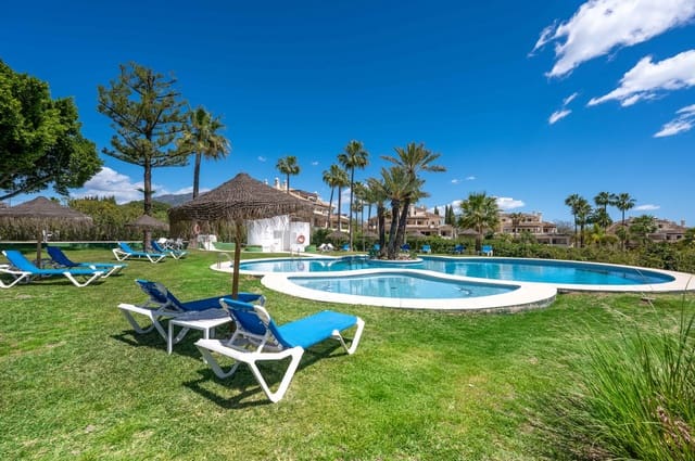 4 chambre Appartement à vendre à Marbella avec piscine garage - 1 295 000 € (Ref: 9245858)