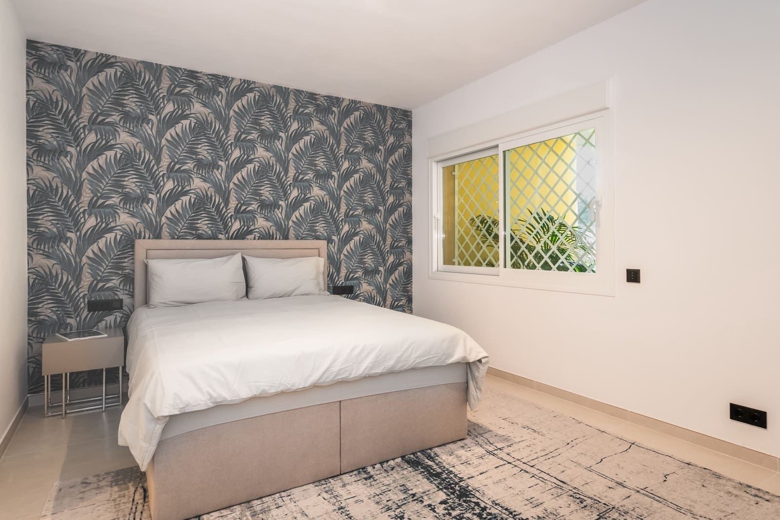 4 soveværelse Lejlighed til salg i Marbella med swimmingpool garage - € 1.295.000 (Ref: 9245858)