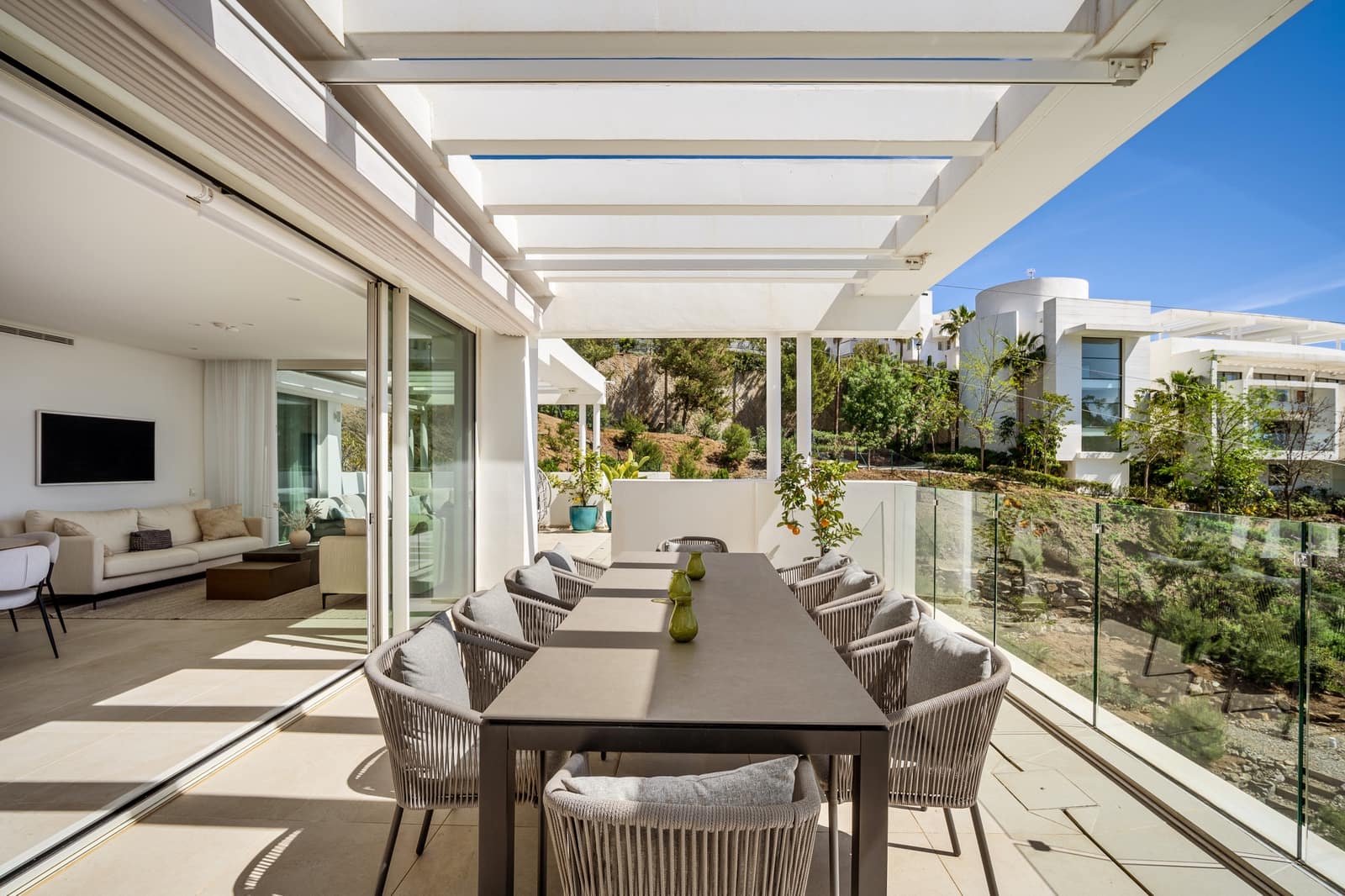 3 chambre Penthouse à vendre à Ojen avec piscine garage - 1 150 000 € (Ref: 9245861)