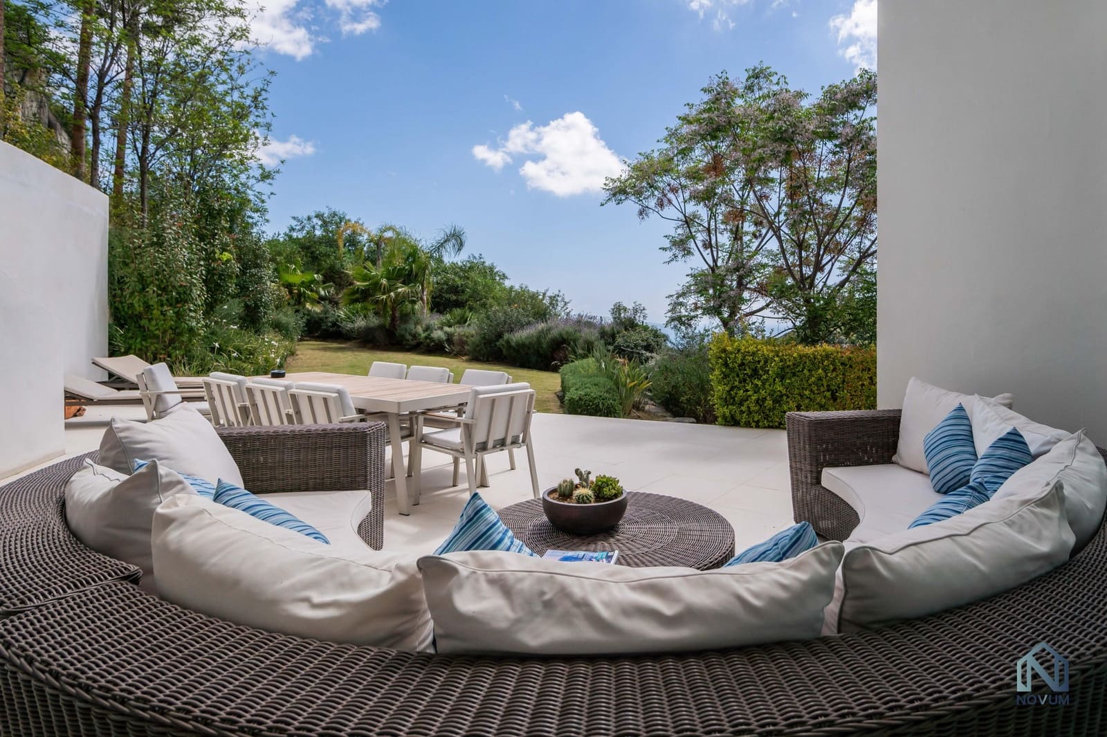 3 chambre Penthouse à vendre à Ojen avec piscine garage - 1 150 000 € (Ref: 9245861)