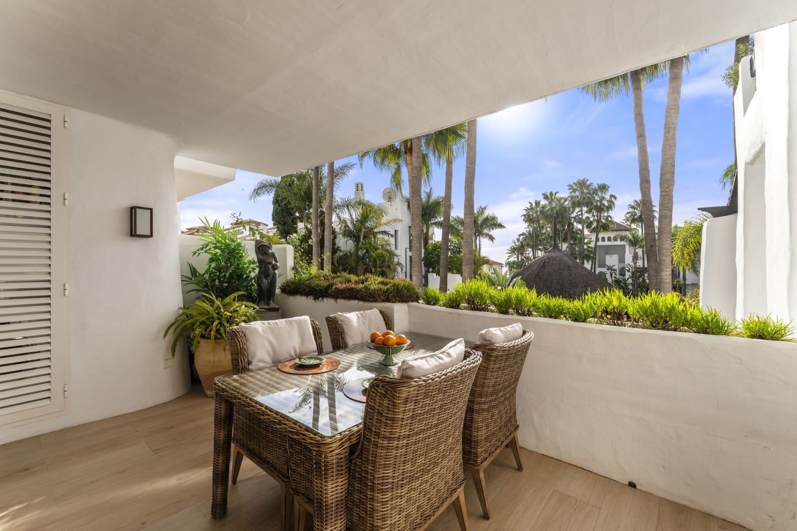 3 Zimmer Apartment zu verkaufen in Marbella mit Pool Garage - 3.850.000 € (Ref: 9245862)