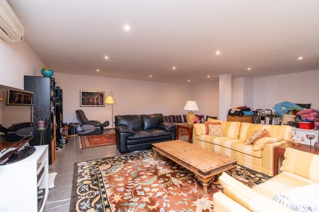 4 Zimmer Villa zu verkaufen in Benahavís mit Pool Garage - 1.795.000 € (Ref: 9245864)