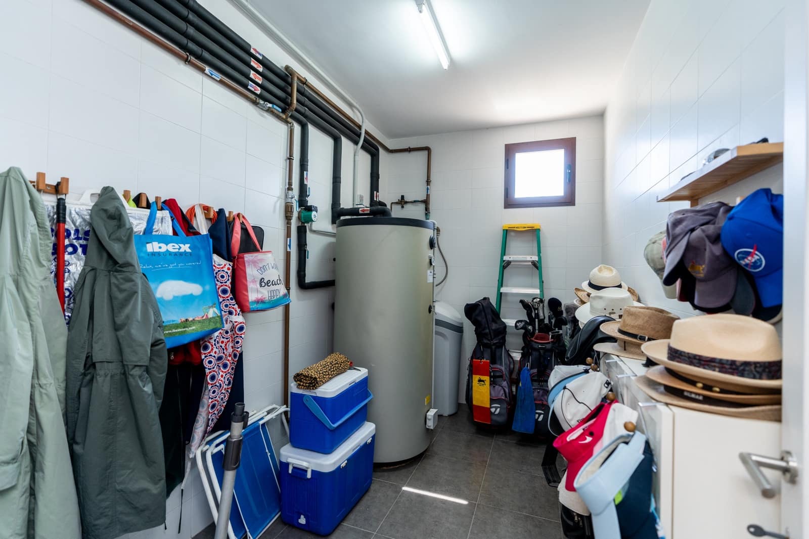 4 Zimmer Villa zu verkaufen in Benahavis mit Pool Garage - 1.795.000 € (Ref: 9245864)