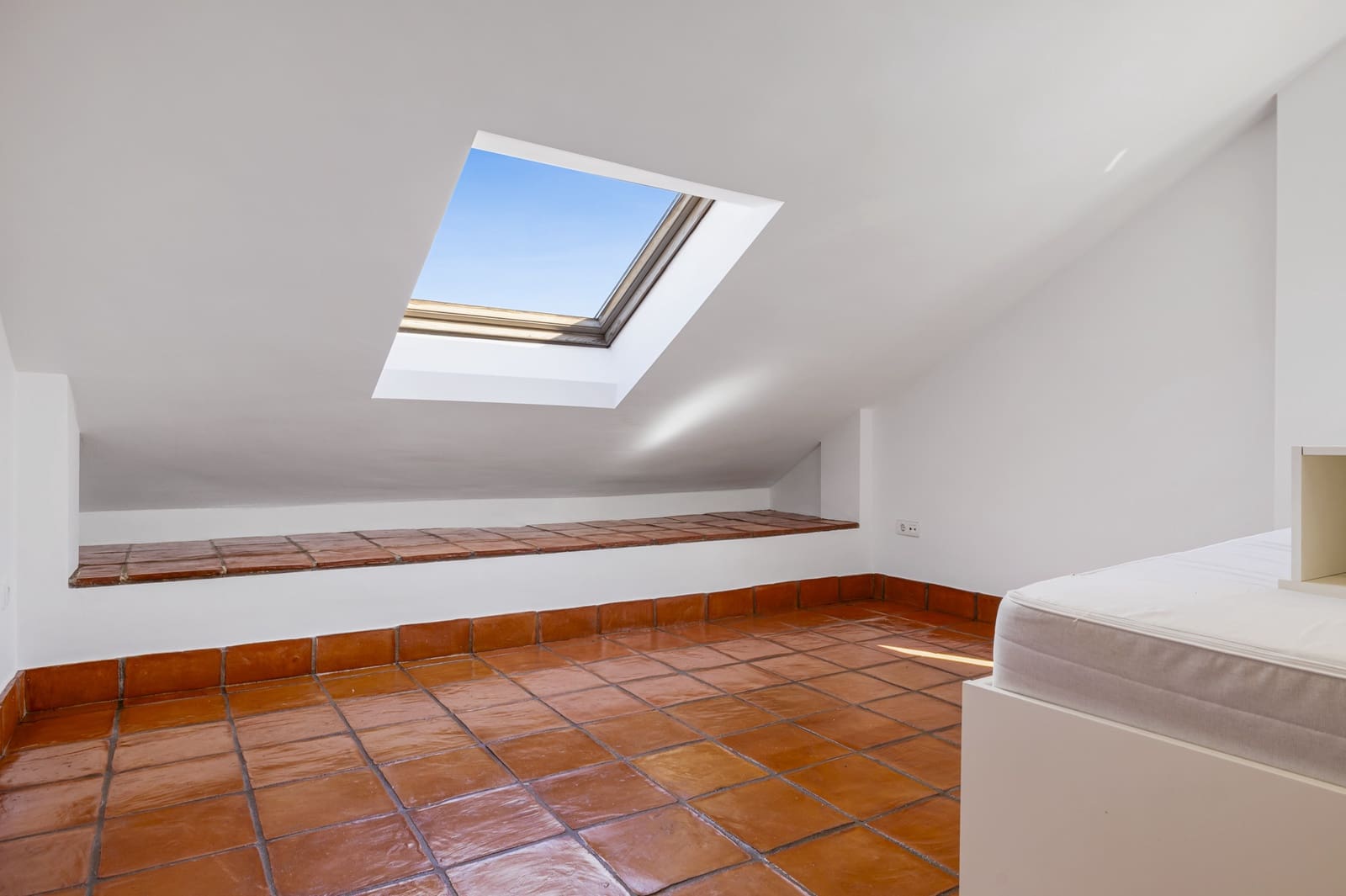 4 soverom Hus til salgs i San Pedro de Alcantara med svømmebasseng garasje - € 990 000 (Ref: 9245868)