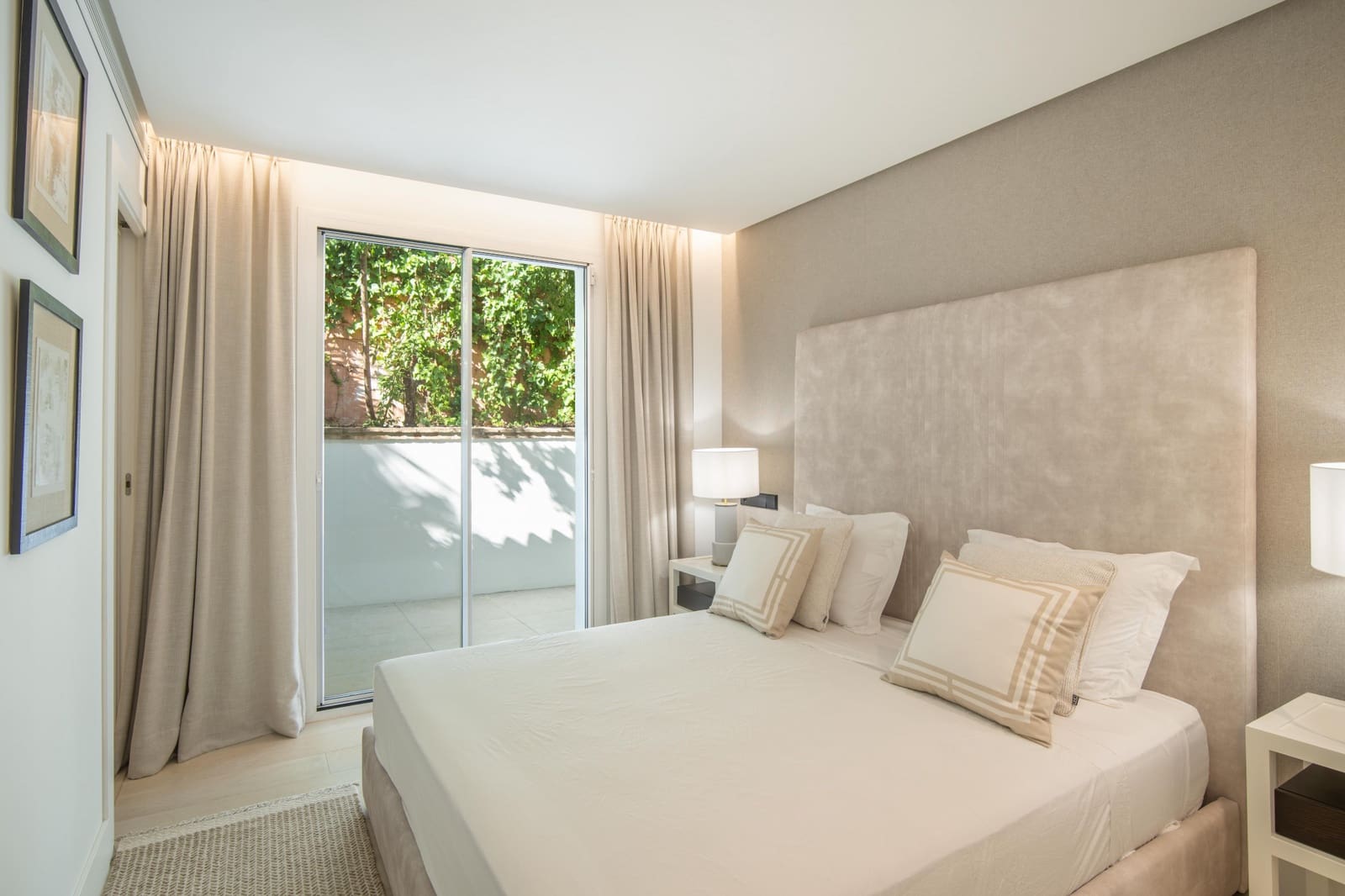 5 bedroom Villa for sale in Marbella with pool garage - € 2,750,000 (Ref: 9245874)