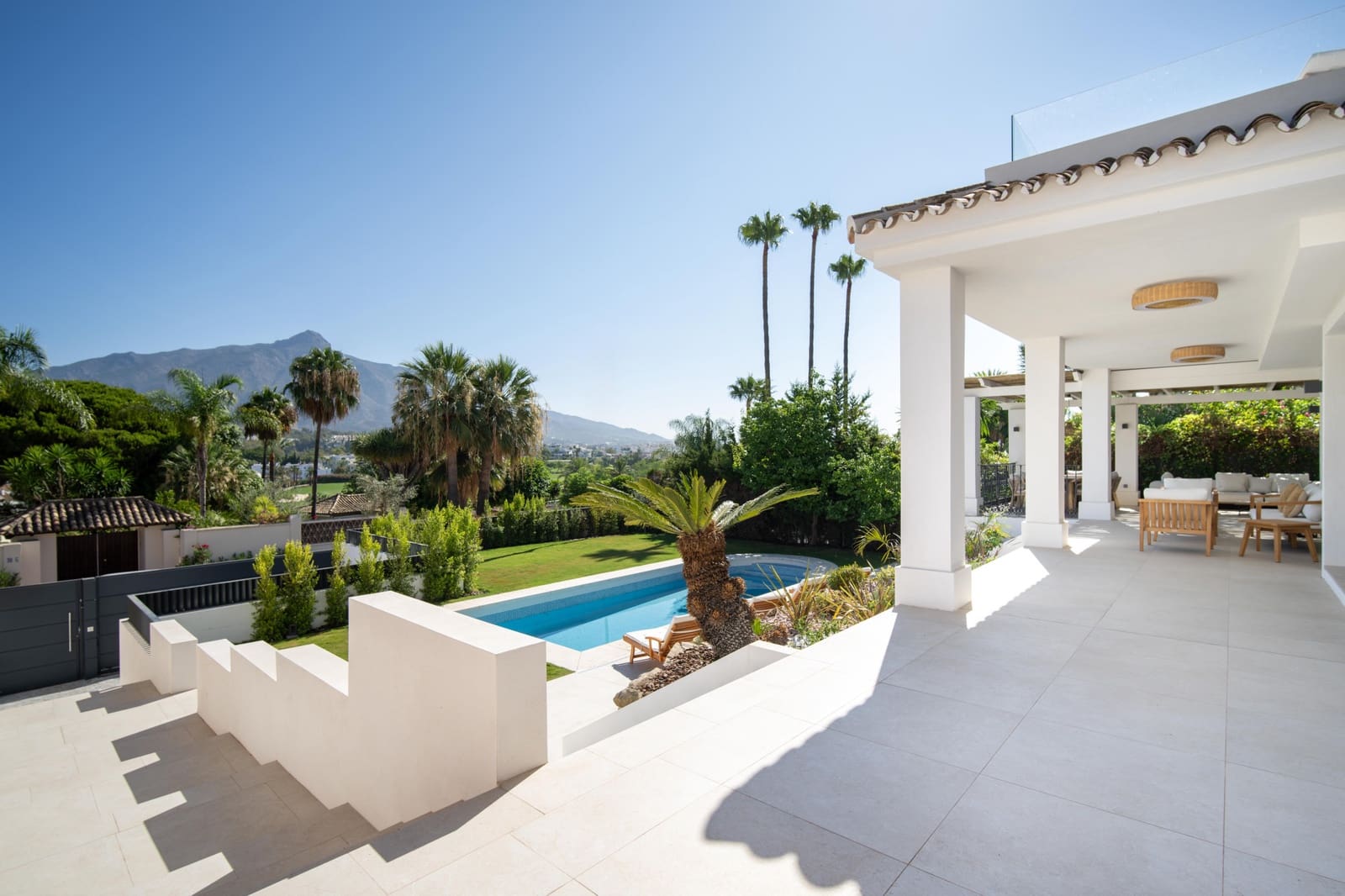 5 camera da letto Villa in vendita in Marbella con piscina garage - 2.750.000 € (Rif: 9245874)
