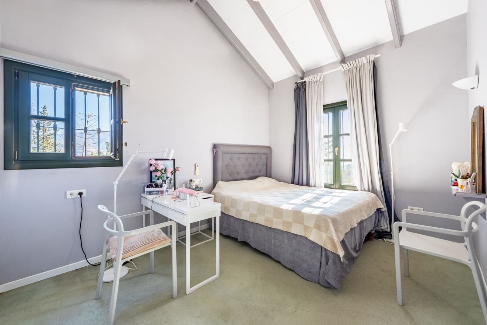 9 bedroom Villa for sale in Benahavis with pool garage - € 4,550,000 (Ref: 9245877)