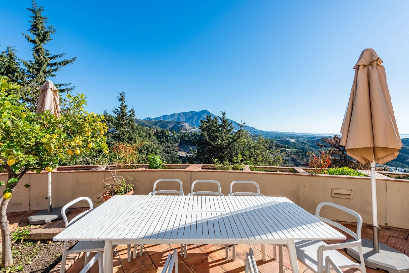 9 sypialnia Willa na sprzedaż w Benahavis z basenem garażem - 4 550 000 € (Ref: 9245877)