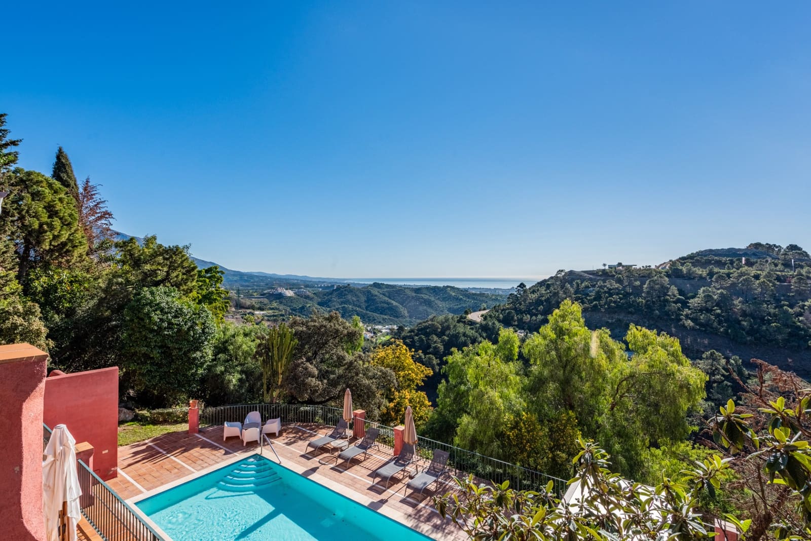 9 sypialnia Willa na sprzedaż w Benahavis z basenem garażem - 4 550 000 € (Ref: 9245877)