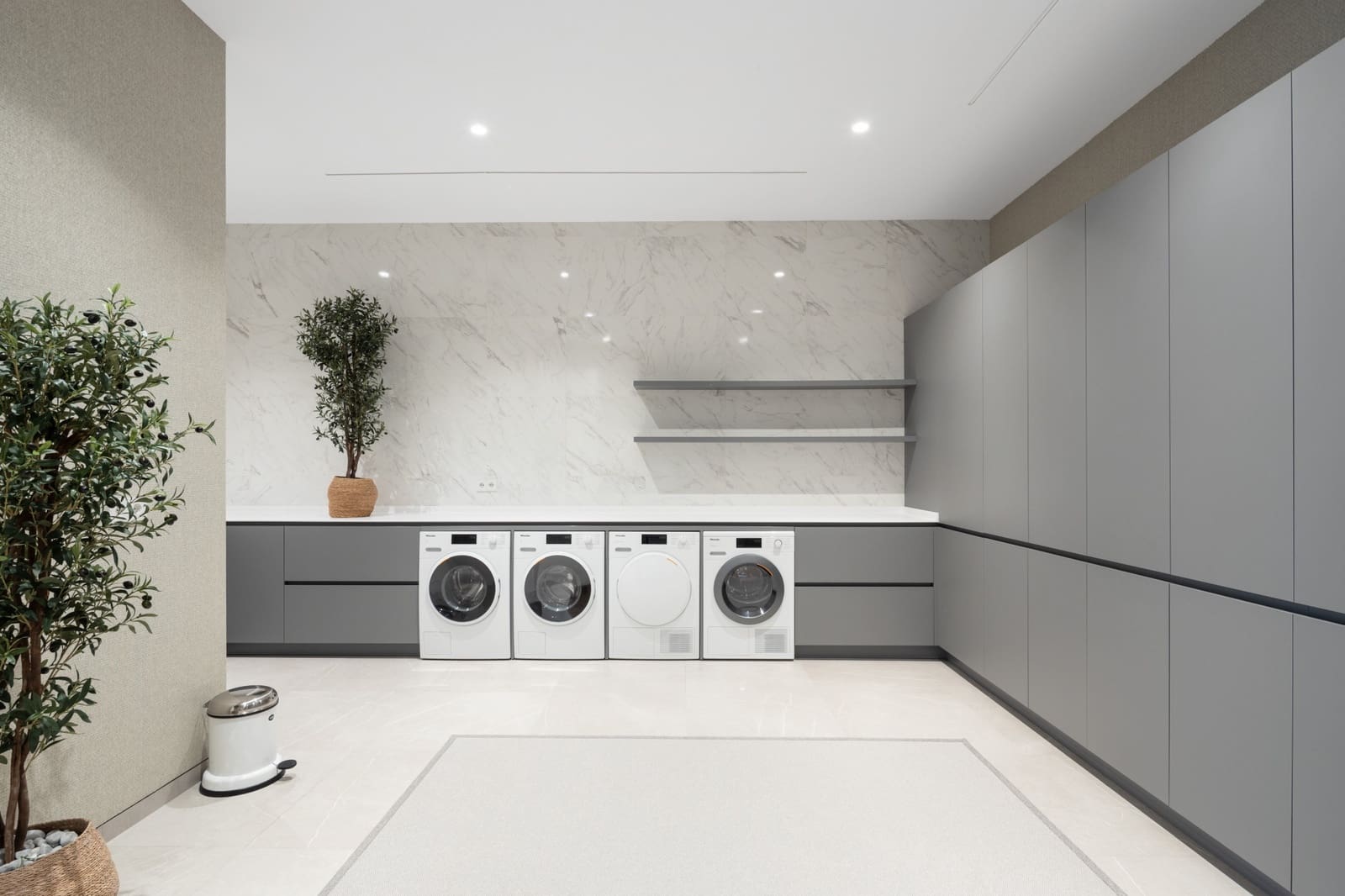 8 chambre Villa/Maison à vendre à El Madronal avec piscine garage - 11 500 000 € (Ref: 9245879)